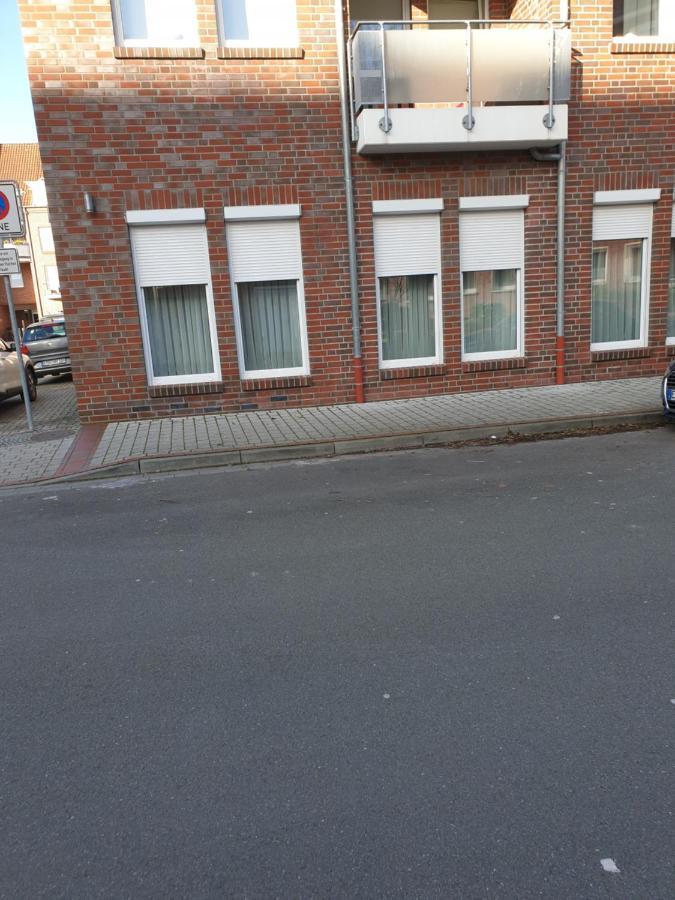 Maje Am Alten Binnenhafen Έμντεν Εξωτερικό φωτογραφία